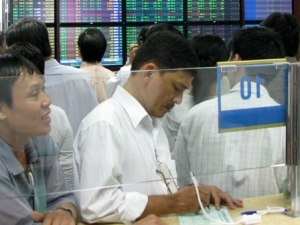 Lực cung áp đảo đẩy VN-Index về sát 460 điểm